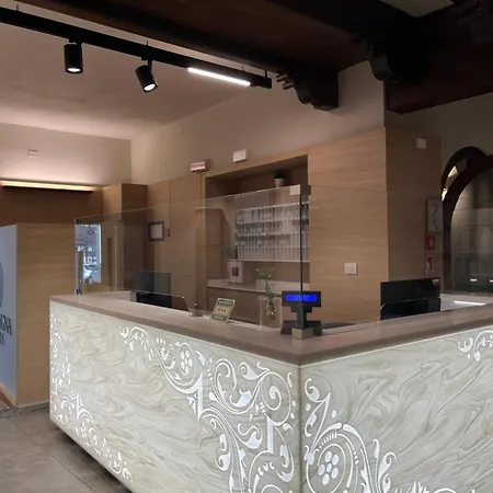 Dei Gonzaga, Mantegnahotels Mantua